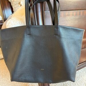 Cuyana Classic Easy Tote - large